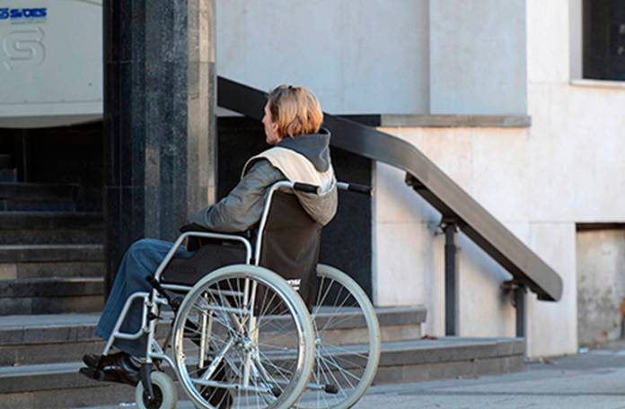 Iako postoje, BiH ne primjenjuje dosljedno propise u praksi za osobe sa invaliditetom